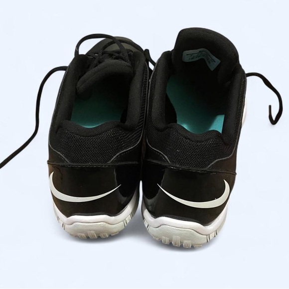 Nike Women’s Black and White Golf Shoes - Picture 4 of 6